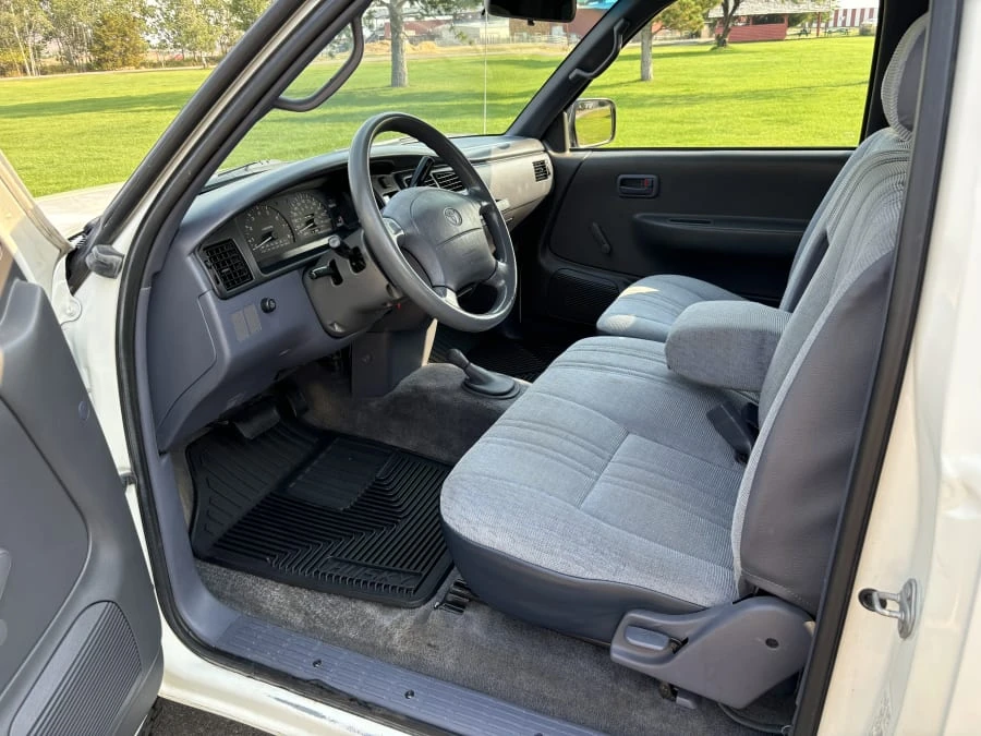 1997 Toyota T100 - Image 7 of 13