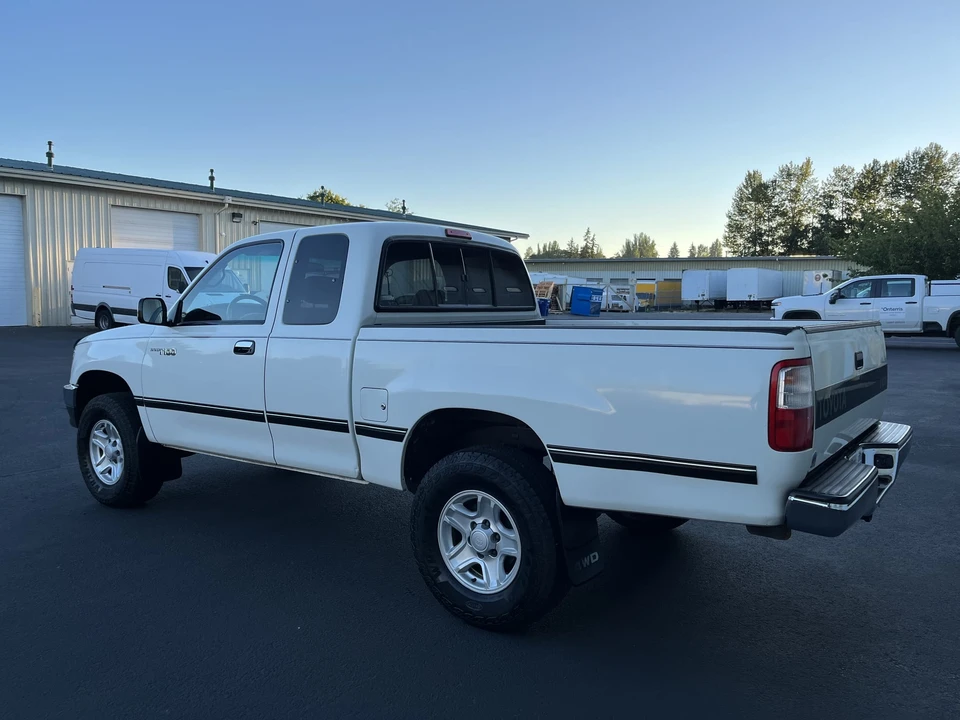1997 Toyota T100 - Image 8 of 31