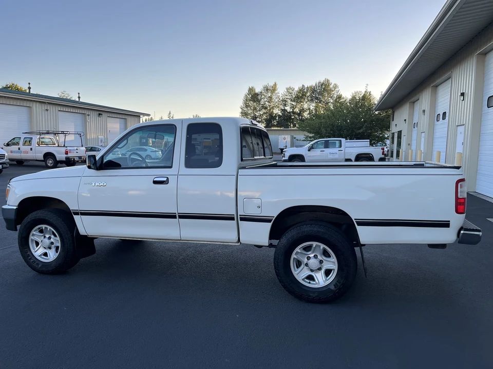 1997 Toyota T100 - Image 7 of 31