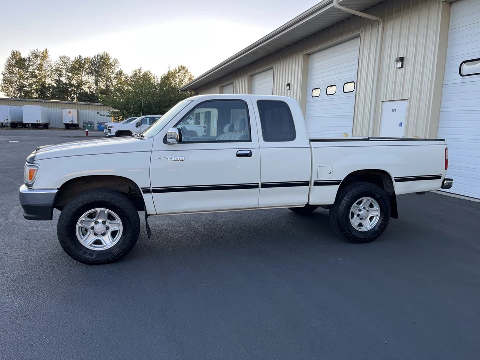 1997 Toyota T100 - Image 5 of 31