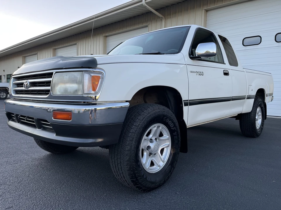 1997 Toyota T100 - Image 2 of 31