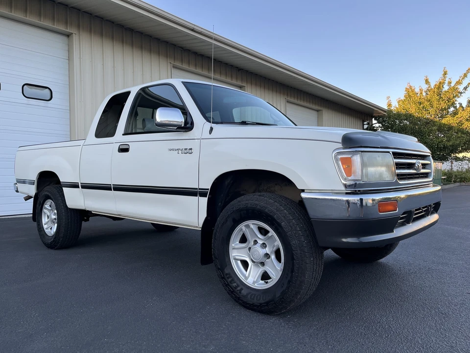 1997 Toyota T100 - Image 13 of 31