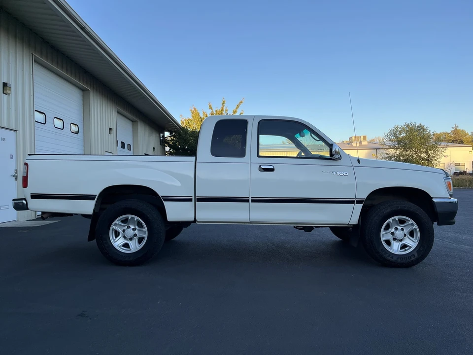 1997 Toyota T100 - Image 11 of 31