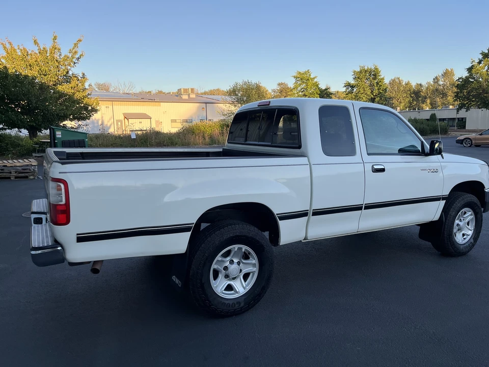 1997 Toyota T100 - Image 10 of 31