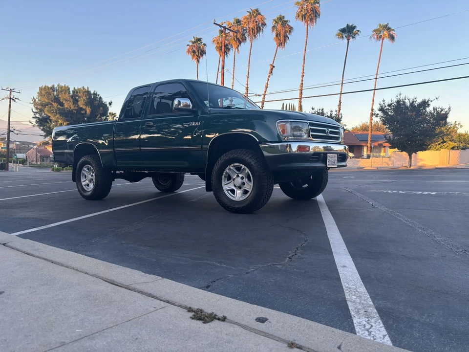 1997 Toyota T100 - Image 12 of 31