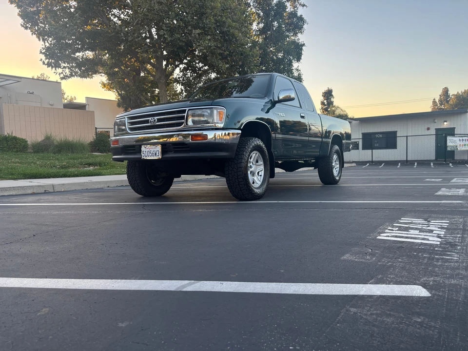 1997 Toyota T100 - Image 3 of 31