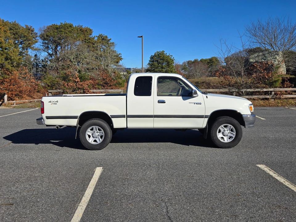 1997 Toyota T100 - Image 11 of 31