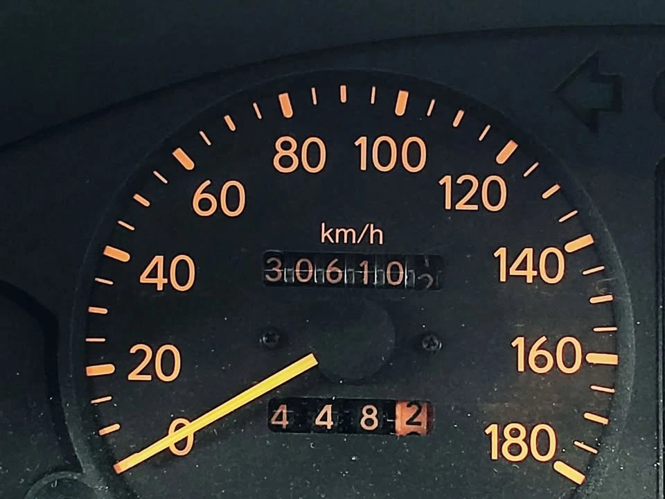 1997 Toyota Corolla Sprinter 8th Gen - Image 17 of 20