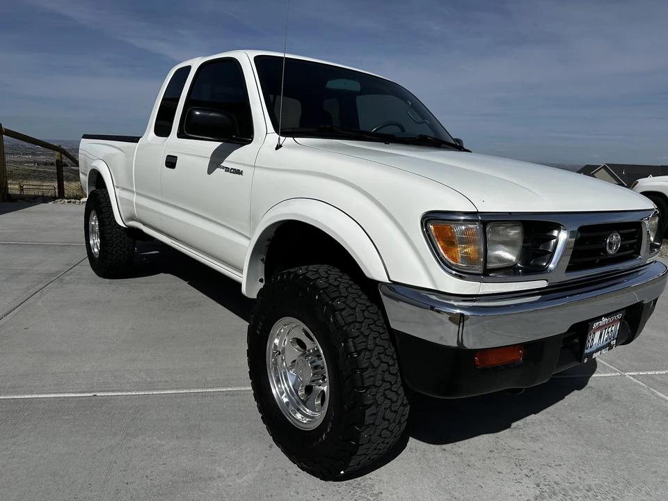 1997 Toyota Tacoma 1st Gen - Image 11 of 31