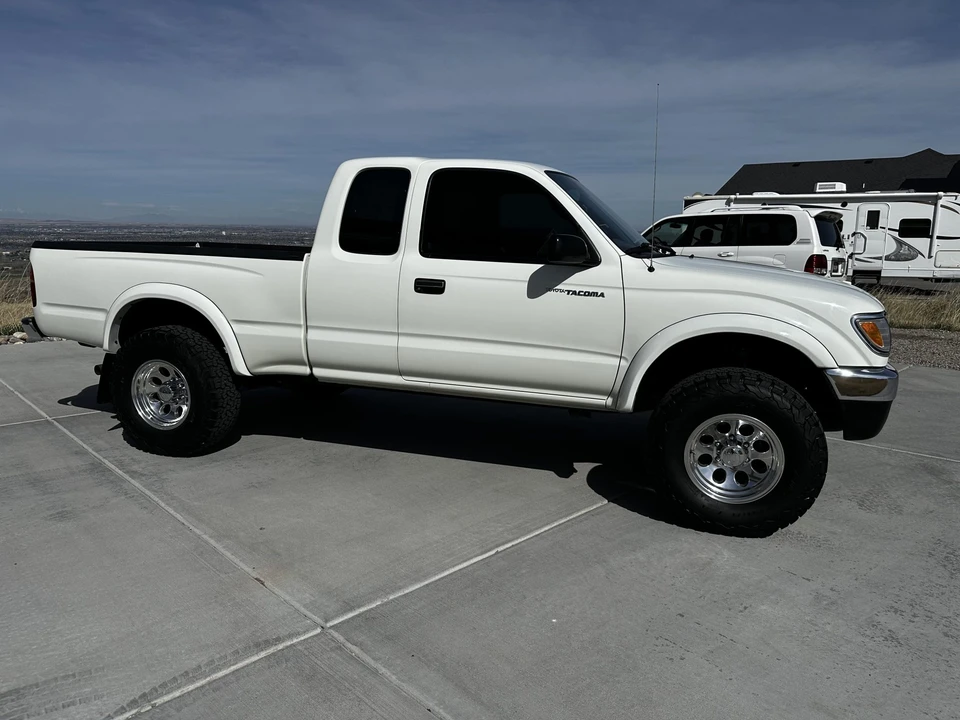 1997 Toyota Tacoma 1st Gen - Image 9 of 31