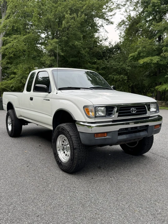 1997 Toyota Tacoma 1st Gen - Image 14 of 31