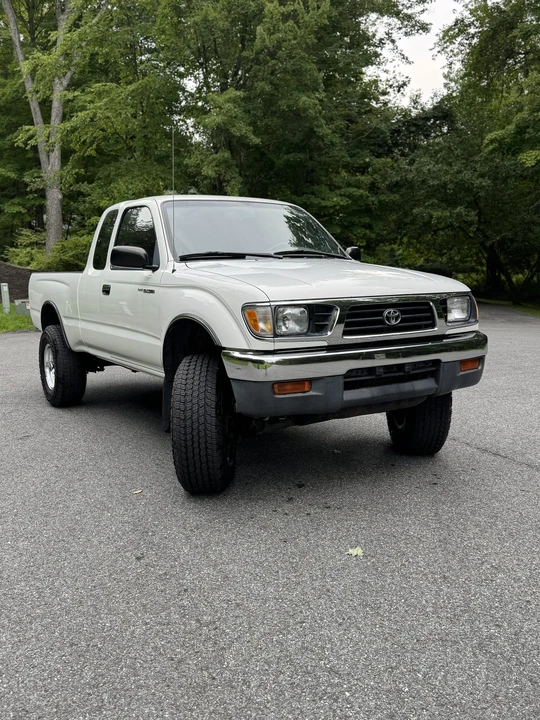 1997 Toyota Tacoma 1st Gen - Image 13 of 31