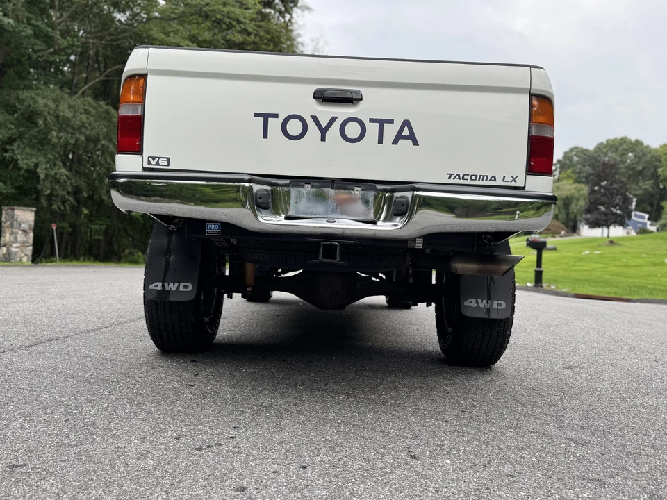 1997 Toyota Tacoma 1st Gen - Image 19 of 31