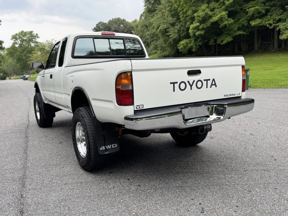 1997 Toyota Tacoma 1st Gen - Image 22 of 31