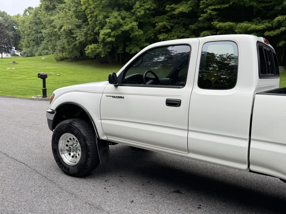 1997 Toyota Tacoma 1st Gen - Image 26 of 31