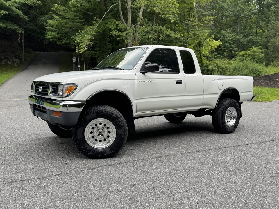 1997 Toyota Tacoma 1st Gen - Image 3 of 31