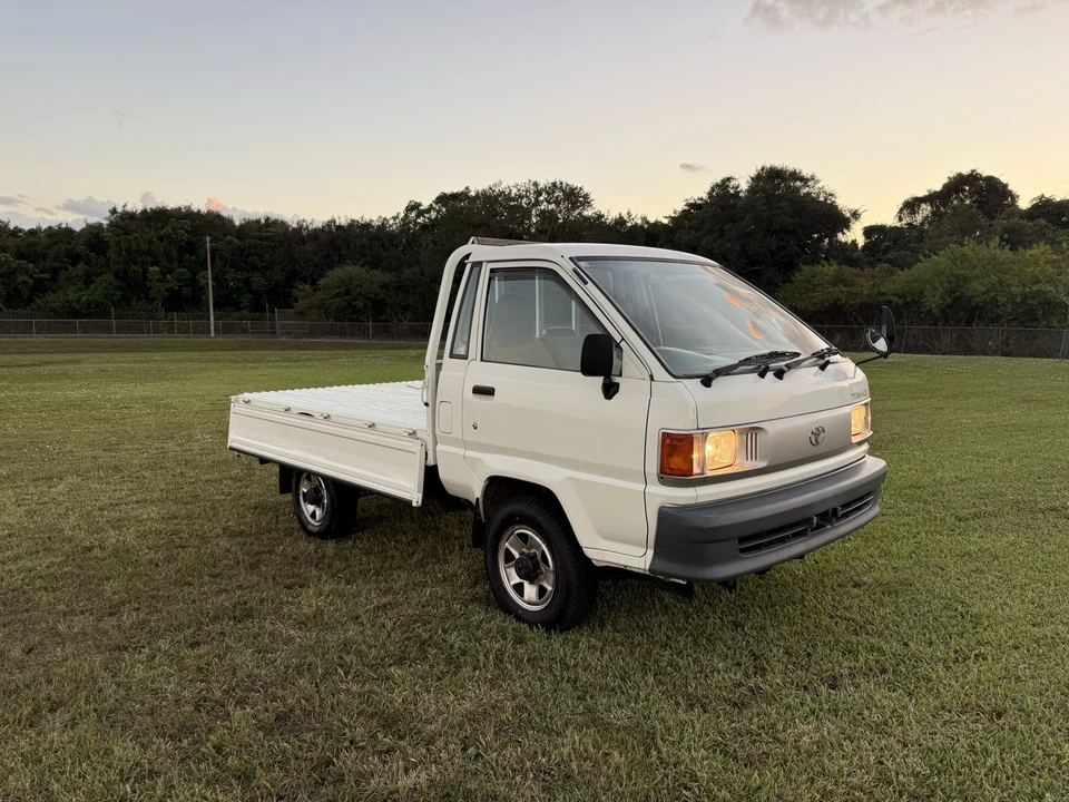 1997 Toyota M30-M80 LiteAce & TownAce - Image 16 of 21
