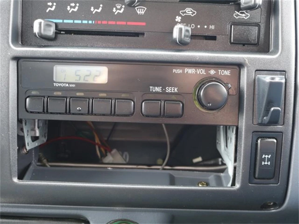 1997 Toyota ToyoAce 5th Gen - Image 13 of 31