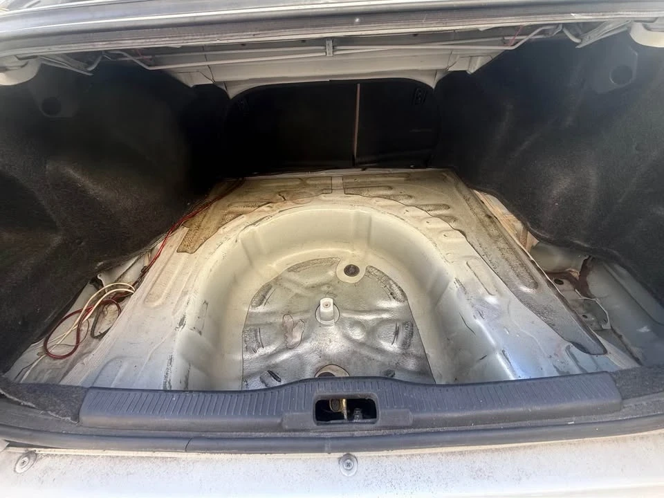 1997 Toyota Corolla 8th Gen - Image 9 of 18