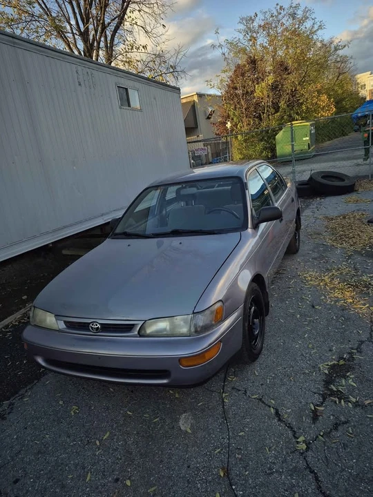 1997 Toyota Corolla 7th Gen - Image 2 of 8