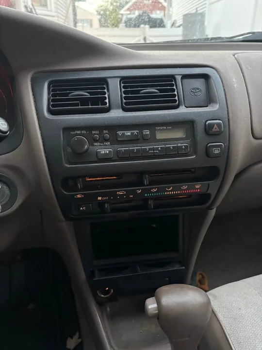 1997 Toyota Corolla 7th Gen - Image 9 of 13