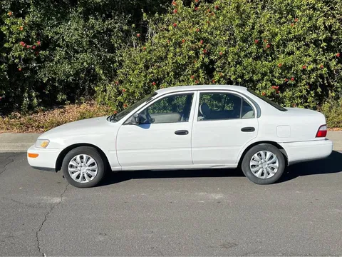 1997 Toyota Corolla 7th Gen - Image 2 of 9