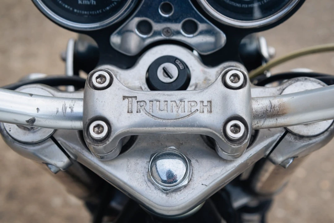 1997 Triumph - Image 25 of 30