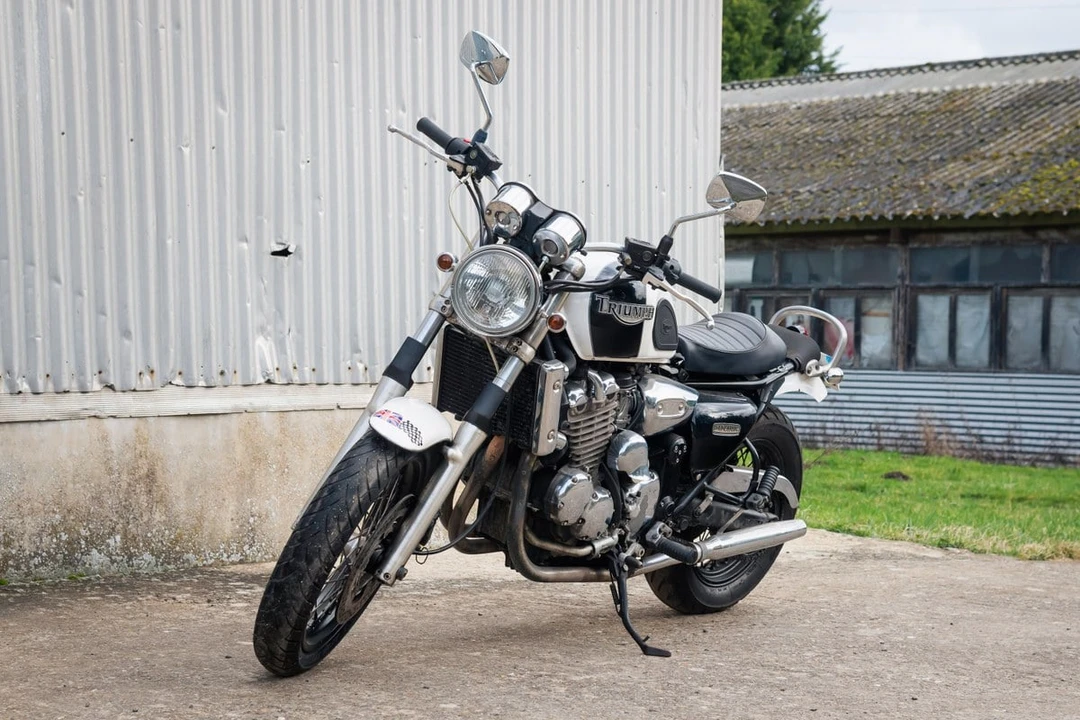 1997 Triumph - Image 6 of 30