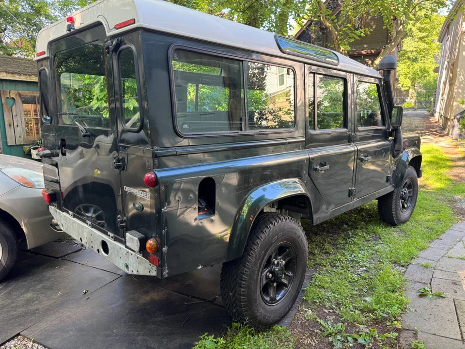 1997 Land Rover Defender 110 - Image 3 of 14