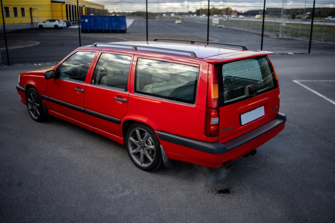 1997 Volvo 850 R - Image 14 of 31