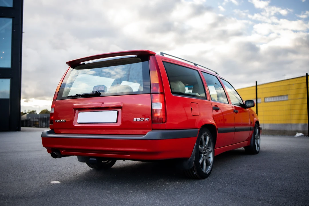 1997 Volvo 850 R - Image 8 of 31
