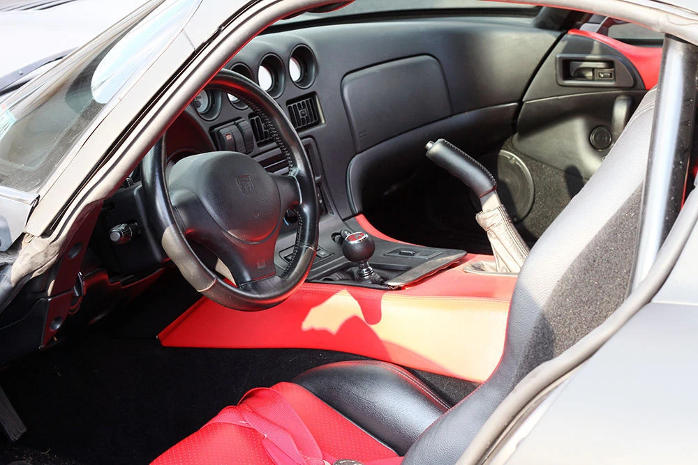 1998 Dodge Viper GTS 2nd Gen - Image 4 of 5