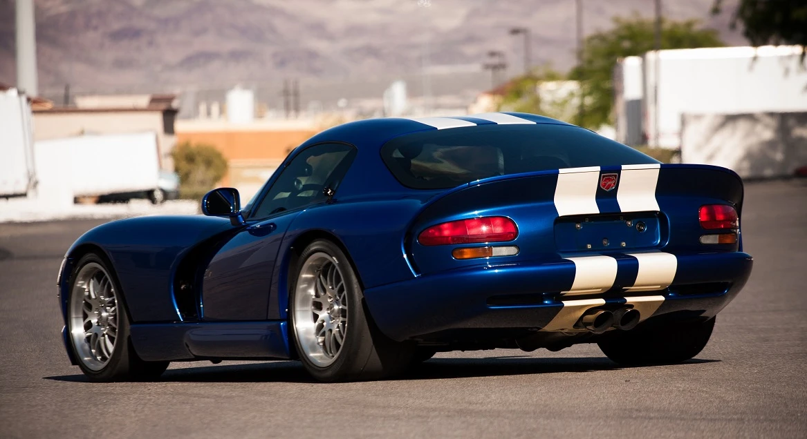 1997 Dodge Viper GTS 2nd Gen - Image 2 of 5