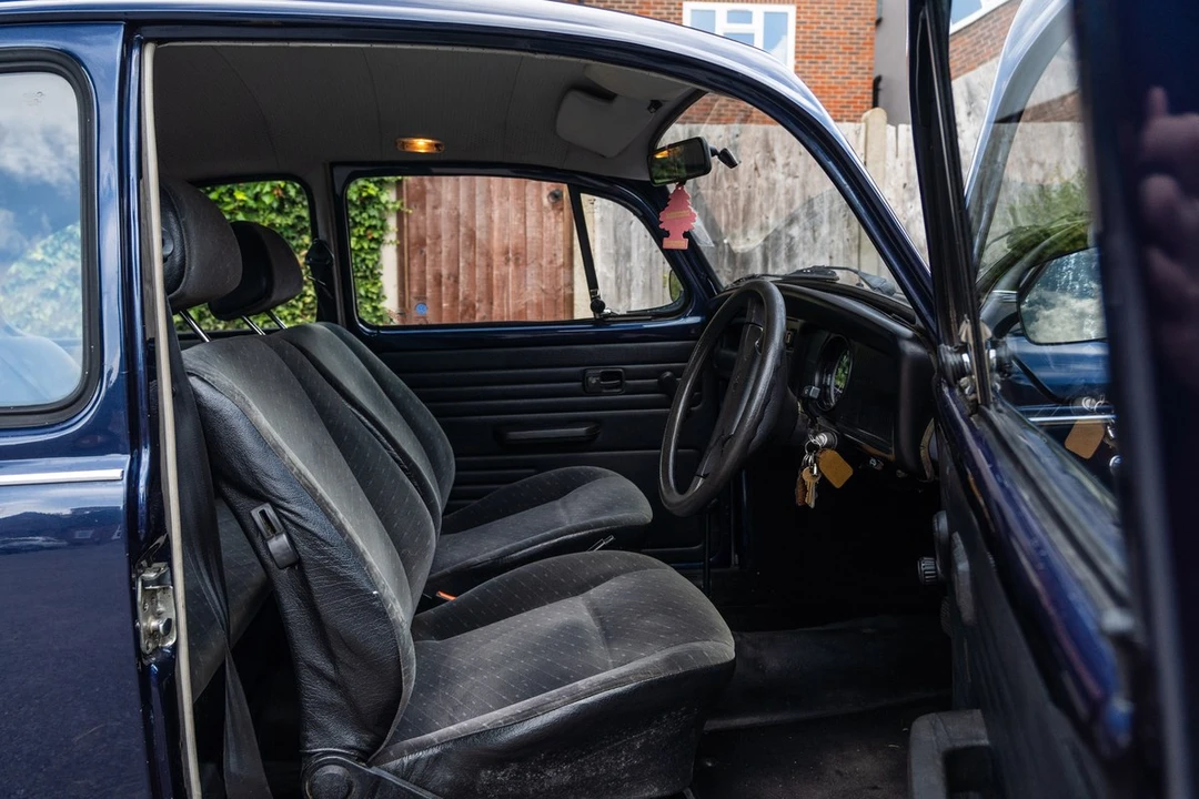 1997 Volkswagen Beetle (1980-2003) - Image 25 of 30