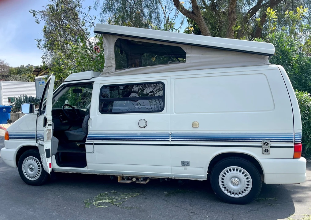 1997 Volkswagen EuroVan - Image 10 of 31