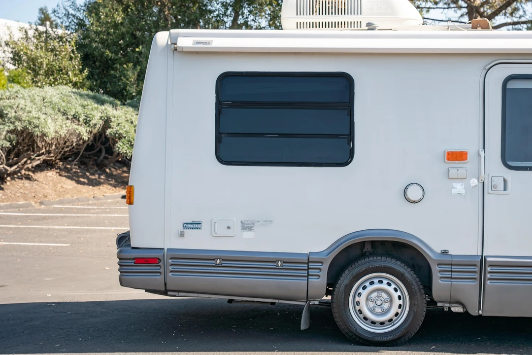 1997 Volkswagen EuroVan - Image 28 of 31
