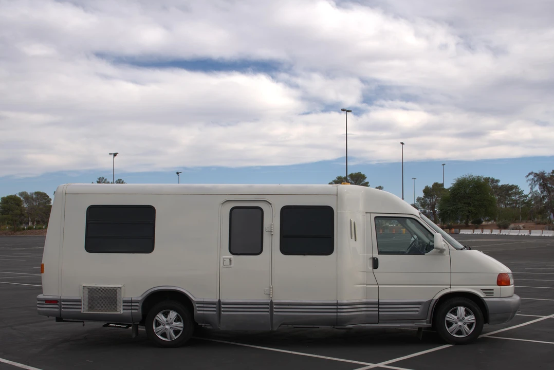 1997 Volkswagen EuroVan - Image 9 of 31