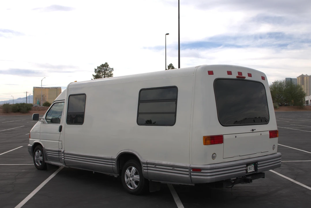 1997 Volkswagen EuroVan - Image 8 of 31