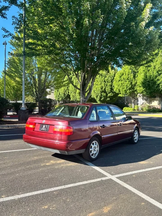 1997 Volkswagen Passat - Image 3 of 10