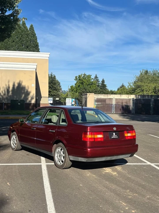 1997 Volkswagen Passat - Image 4 of 10