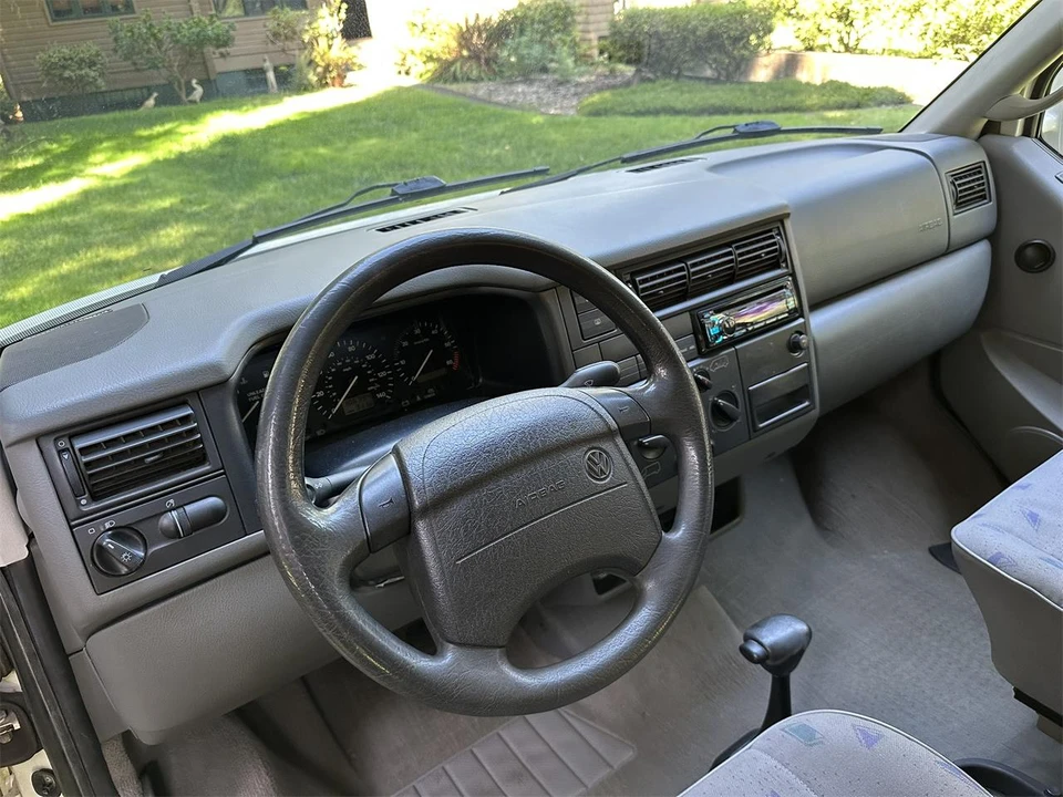 1997 Volkswagen Type 2 - Image 13 of 31