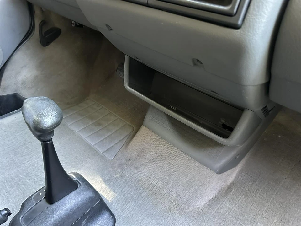 1997 Volkswagen Type 2 - Image 16 of 31