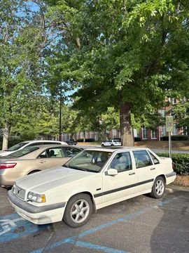 1997 Volvo 850 GLT Sedan 4D