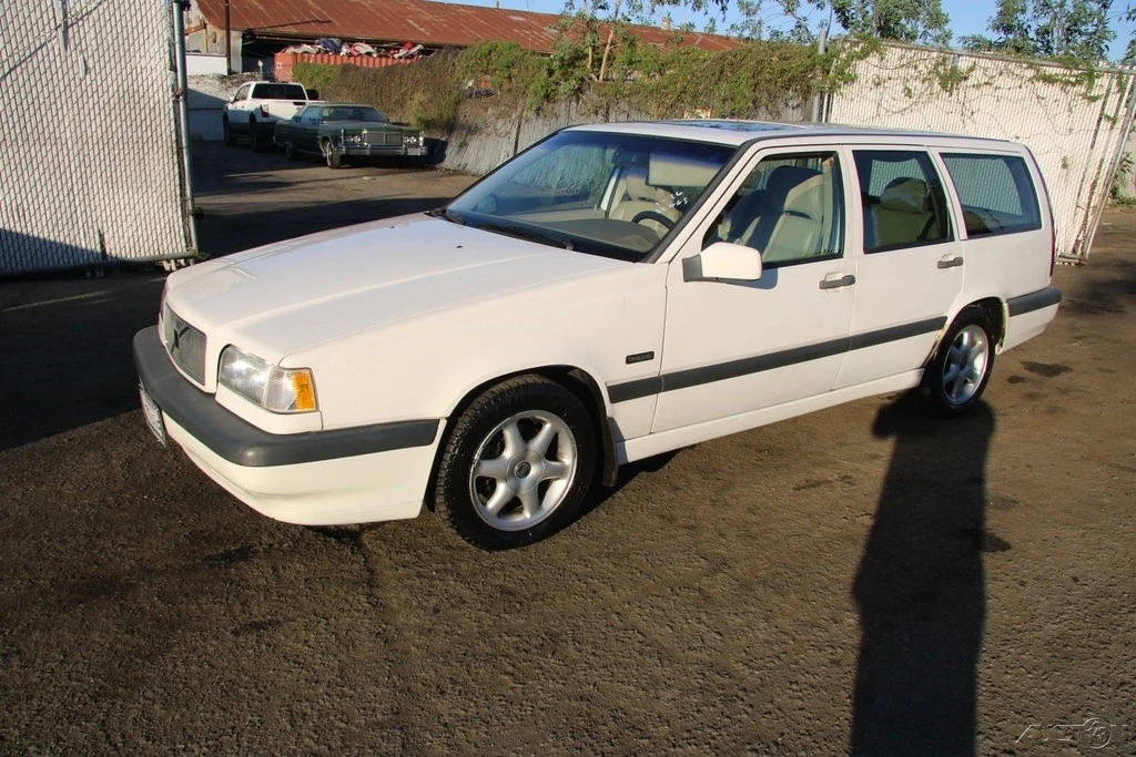 1997 Volvo 850 Turbo - Image 8 of 21
