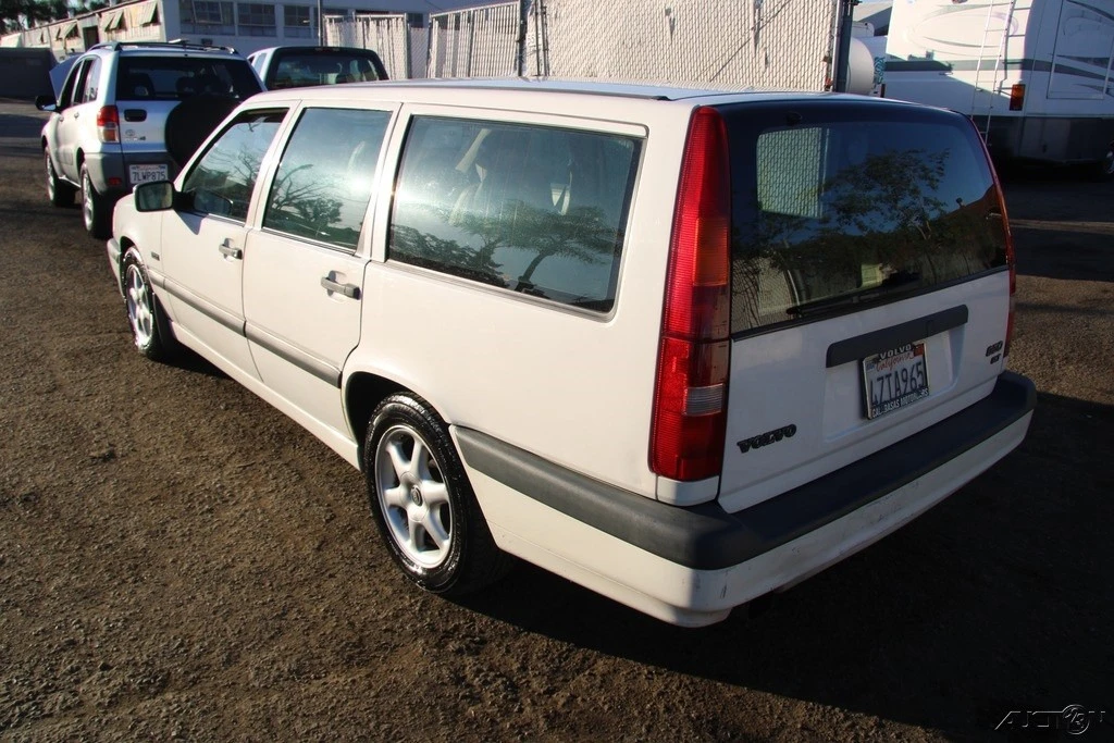 1997 Volvo 850 Turbo - Image 6 of 21
