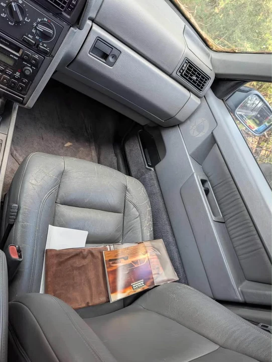 1997 Volvo 850 - Image 2 of 10