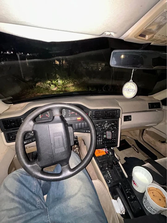1997 Volvo 850 - Image 2 of 6