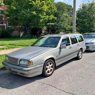 1997 Volvo 850 GLT Wagon 4D