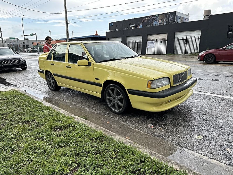 1997 Volvo 850 R - Image 7 of 17