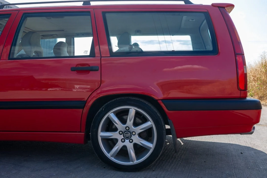 1997 Volvo 850 - Image 16 of 30